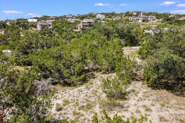 10511 Lake Park DR, Dripping Springs, TX 78620