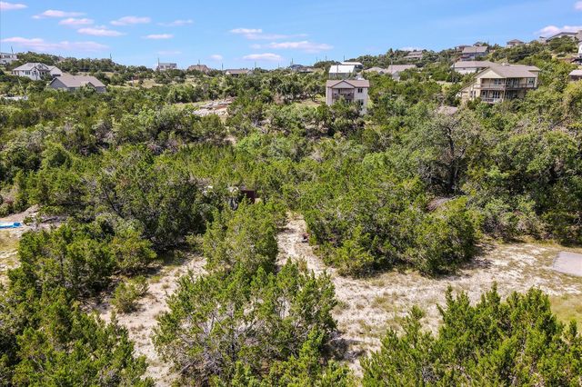 10511 Lake Park DR, Dripping Springs, TX 78620