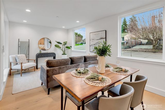 6400 Fauntleroy Way SW, Seattle, WA 98136