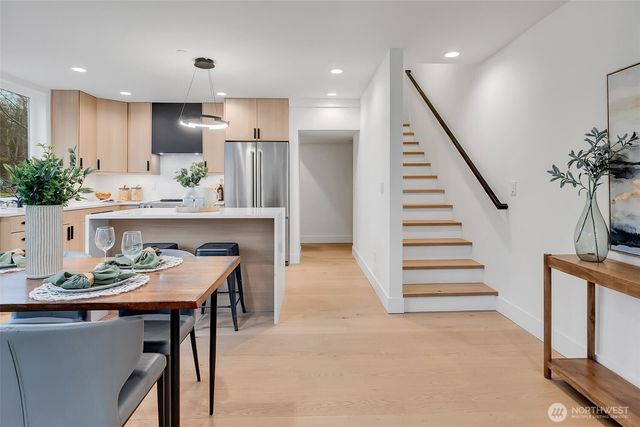 6400 Fauntleroy Way SW, Seattle, WA 98136