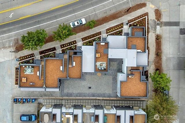 6400 Fauntleroy Way SW, Seattle, WA 98136