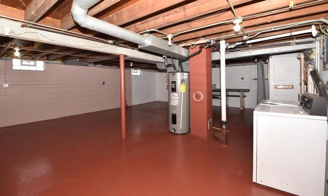 2843 Eisenhower DRIVE, Racine, WI 53405