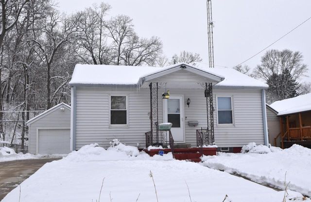 2843 Eisenhower DRIVE, Racine, WI 53405