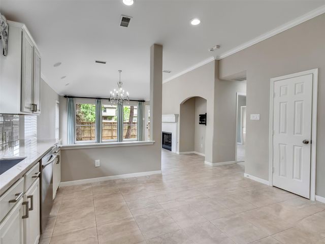 171 Merryweather Place, Conroe, TX 77384