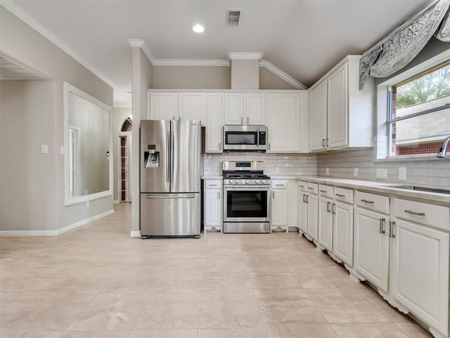 171 Merryweather Place, Conroe, TX 77384