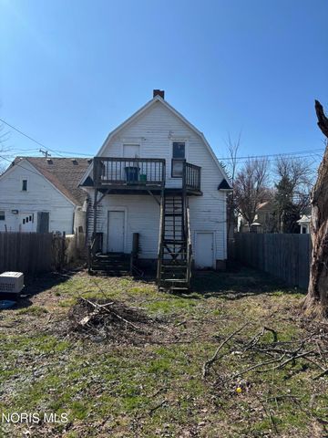 964 Western Avenue, Toledo, OH 43609