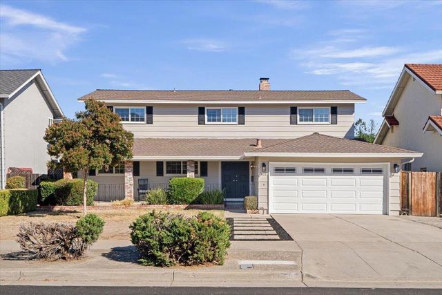 1695 Almond Blossom Lane, San Jose, CA 95124