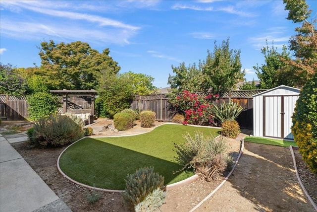 1695 Almond Blossom Lane, San Jose, CA 95124