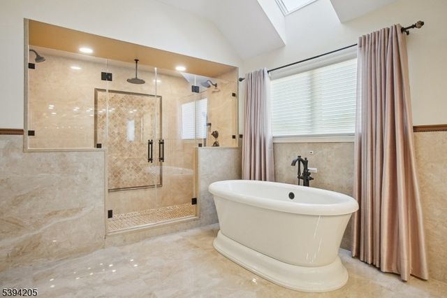 42 Winchester Dr, Scotch Plains Twp., NJ 07076