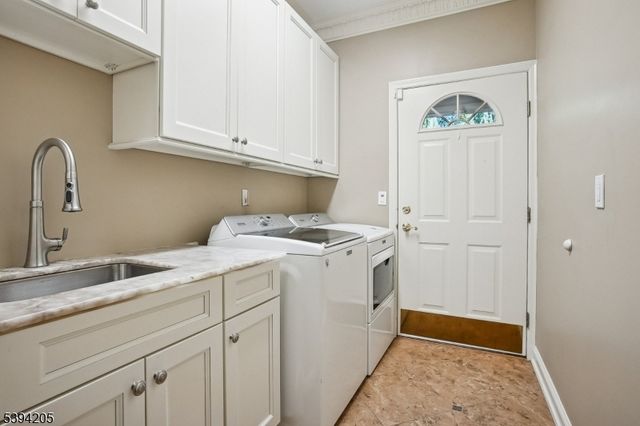 42 Winchester Dr, Scotch Plains Twp., NJ 07076