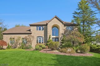 42 Winchester Dr, Scotch Plains Twp., NJ 07076