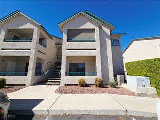 5211 Lindell Road 104, Las Vegas, NV 89118