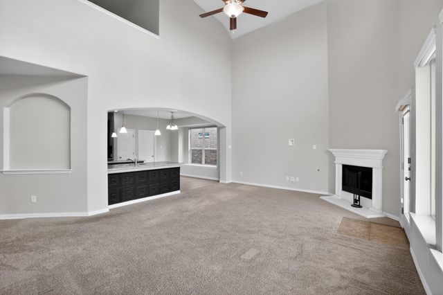 348 Vista Gardens DR, Buda, TX 78610
