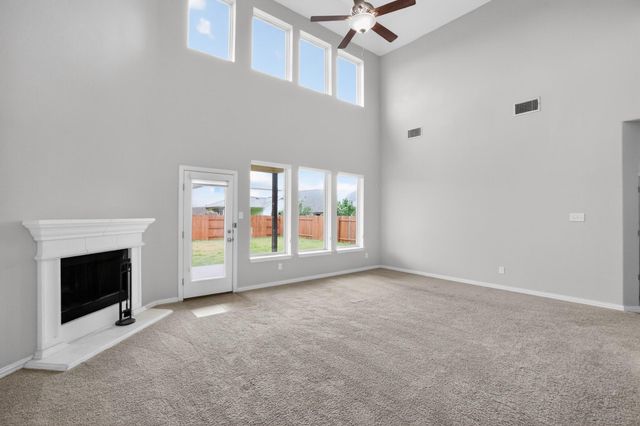 348 Vista Gardens DR, Buda, TX 78610