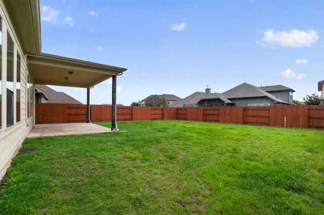 348 Vista Gardens DR, Buda, TX 78610