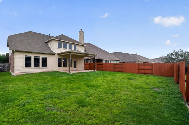 348 Vista Gardens DR, Buda, TX 78610