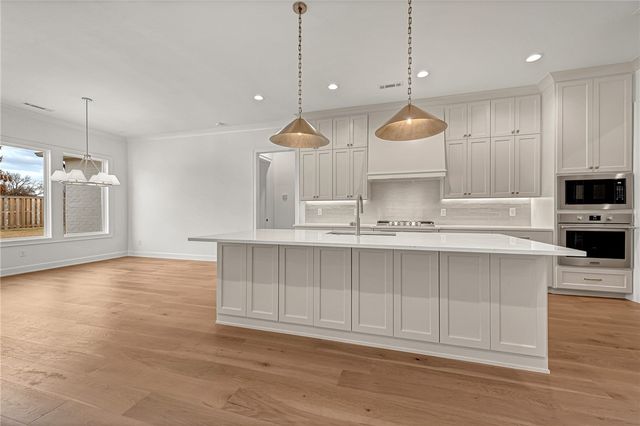 3902 SW Rhythm Avenue, Bentonville, AR 72713