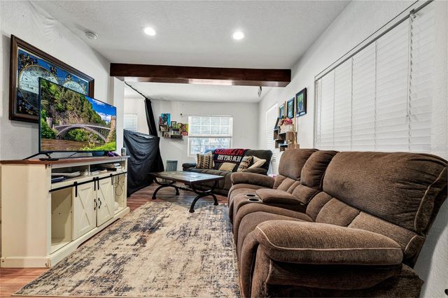 308 S PALM AVENUE, Howey In The Hills, FL 34737