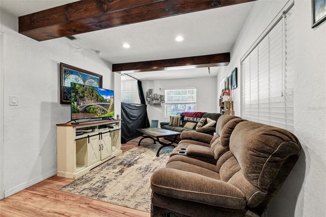 308 S PALM AVENUE, Howey In The Hills, FL 34737