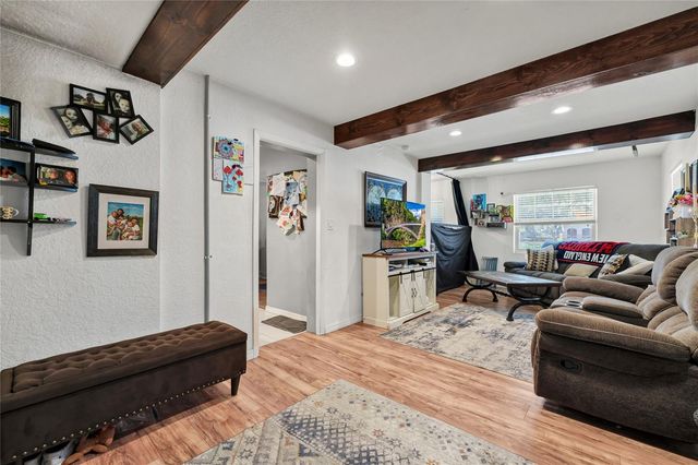 308 S PALM AVENUE, Howey In The Hills, FL 34737