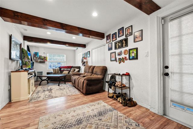 308 S PALM AVENUE, Howey In The Hills, FL 34737