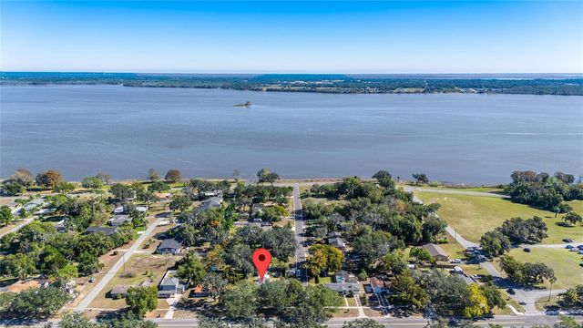 308 S PALM AVENUE, Howey In The Hills, FL 34737