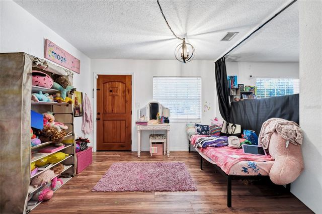 308 S PALM AVENUE, Howey In The Hills, FL 34737