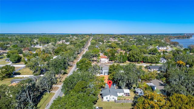 308 S PALM AVENUE, Howey In The Hills, FL 34737