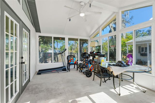 308 S PALM AVENUE, Howey In The Hills, FL 34737