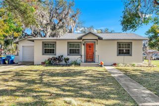 308 S PALM AVENUE, Howey In The Hills, FL 34737