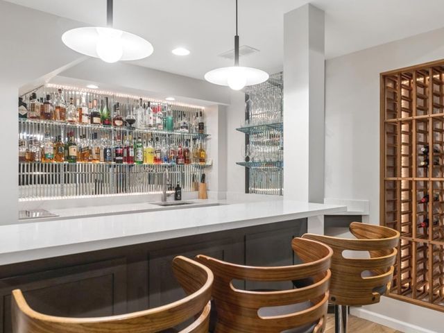 543 N Chestnut Street, Addison, IL 60101