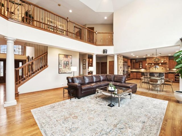 543 N Chestnut Street, Addison, IL 60101