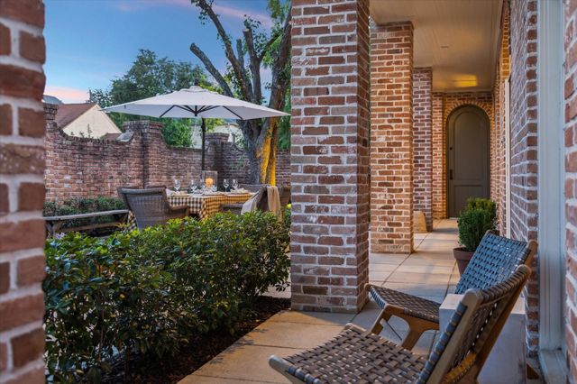 1918 Potomac Drive A, Houston, TX 77057