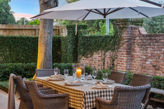 1918 Potomac Drive A, Houston, TX 77057