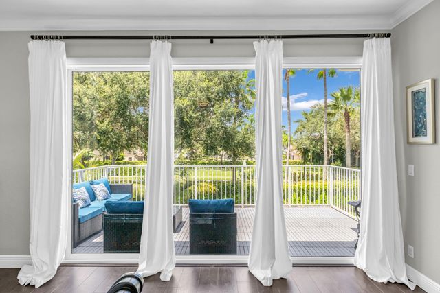 4661 Manderly Drive, Wellington, FL 33449