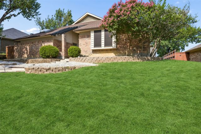 2727 Gold Rush Lane, Carrollton, TX 75007
