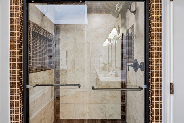 2727 Gold Rush Lane, Carrollton, TX 75007