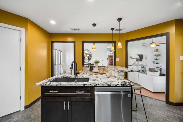 2727 Gold Rush Lane, Carrollton, TX 75007