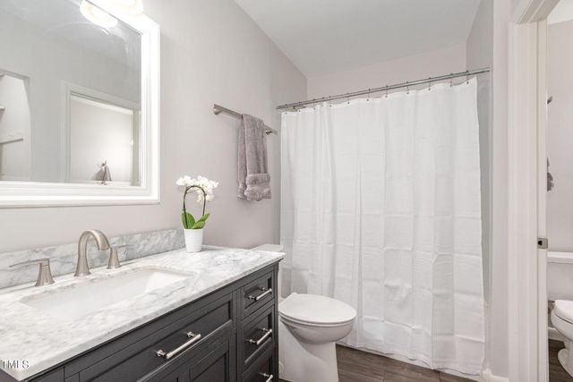 1512 Edwards Drive, Chapel Hill, NC 27516