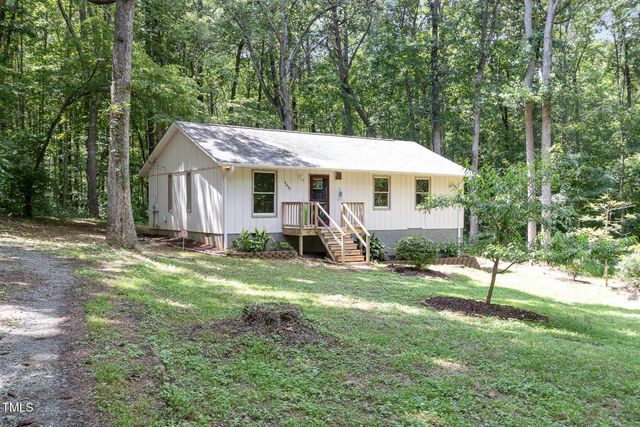 1512 Edwards Drive, Chapel Hill, NC 27516