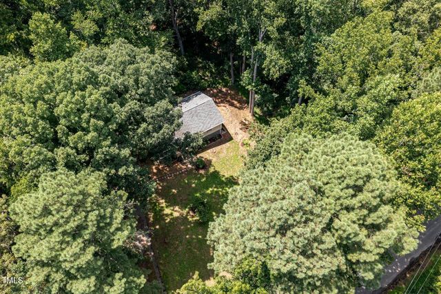 1512 Edwards Drive, Chapel Hill, NC 27516