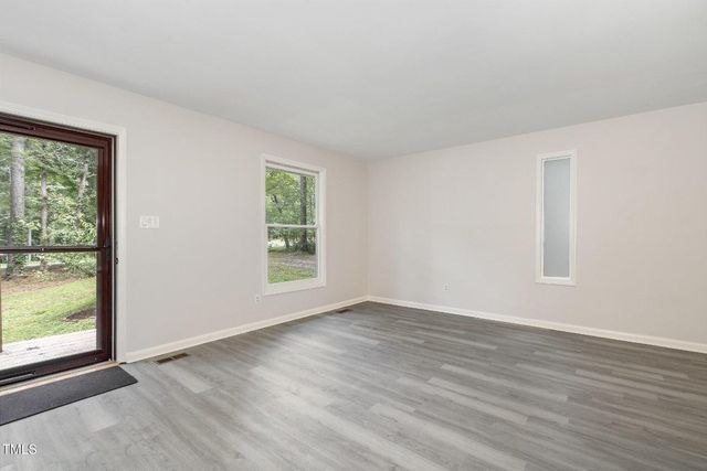 1512 Edwards Drive, Chapel Hill, NC 27516