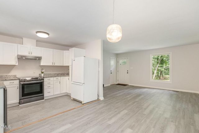 1512 Edwards Drive, Chapel Hill, NC 27516
