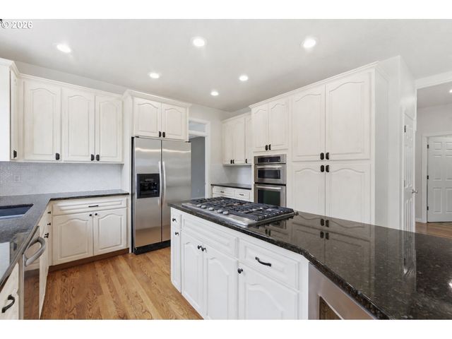 15254 Sw TURNAGAIN Dr, Tigard, OR 97224
