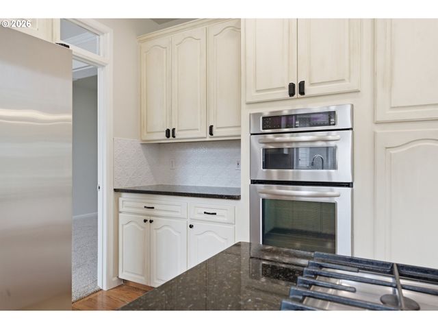 15254 Sw TURNAGAIN Dr, Tigard, OR 97224