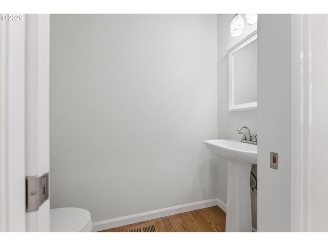 15254 Sw TURNAGAIN Dr, Tigard, OR 97224