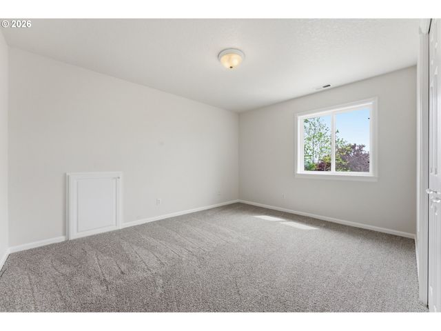 15254 Sw TURNAGAIN Dr, Tigard, OR 97224