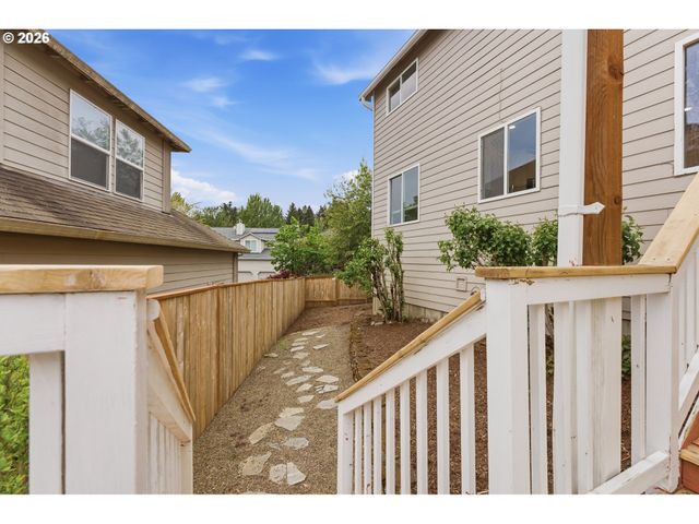 15254 Sw TURNAGAIN Dr, Tigard, OR 97224