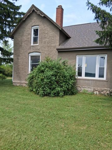 4154 E Gedney Road, Gladwin, MI 48624