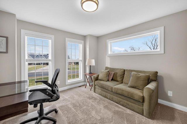 3092 Parker Pass, Sun Prairie, WI 53590